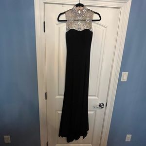 La Merchandises, Black, Low Black, Formal Dress